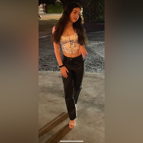 Windsor diamond heels - Picture 3 of 4